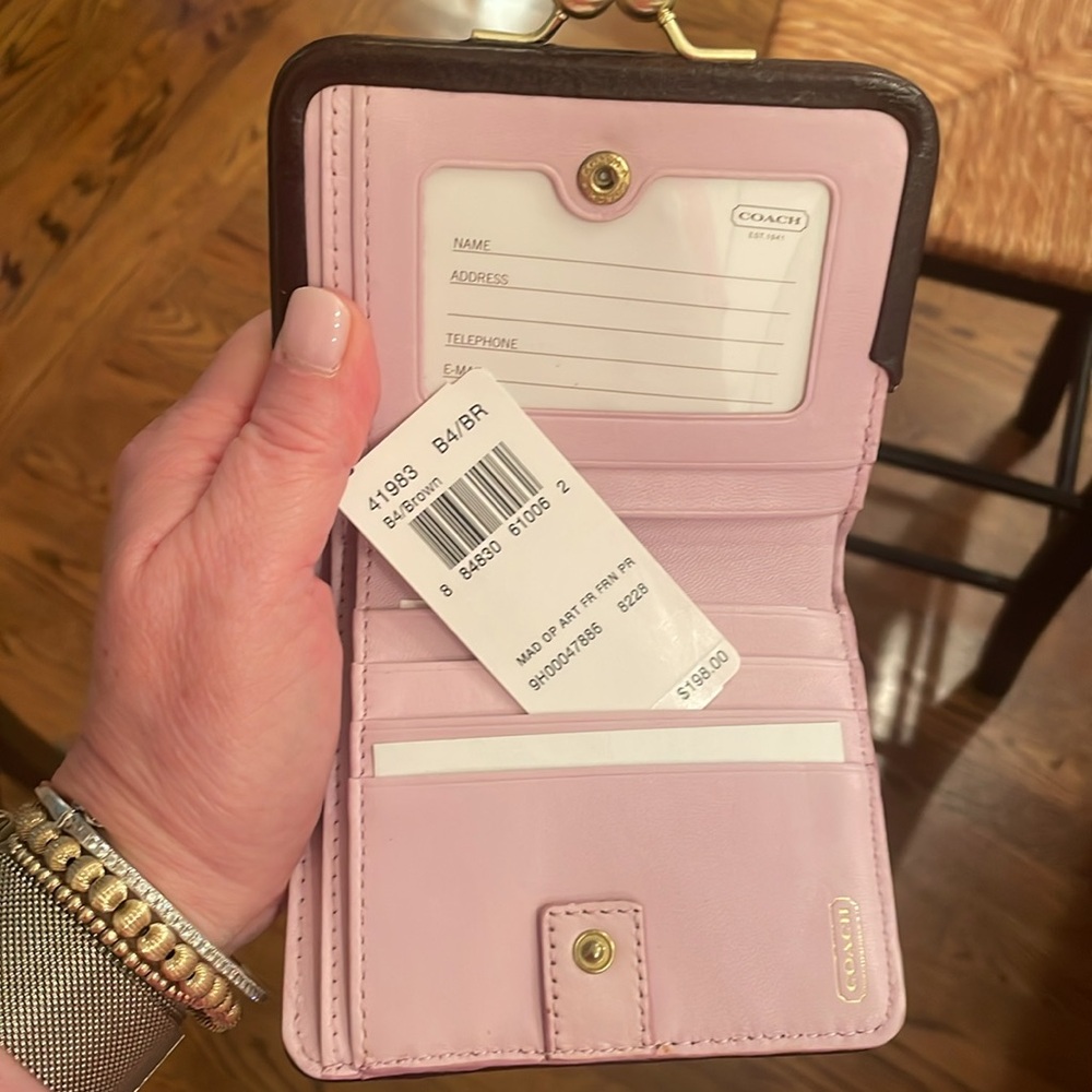Coach NEW brown wallet - Picture 5 of 5